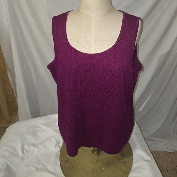 St. John Tops - St. John Santana Knit Light Burgandy Shell